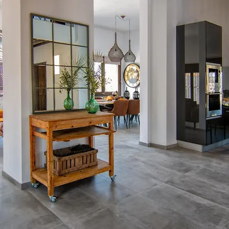 La Casa Gris Boutique