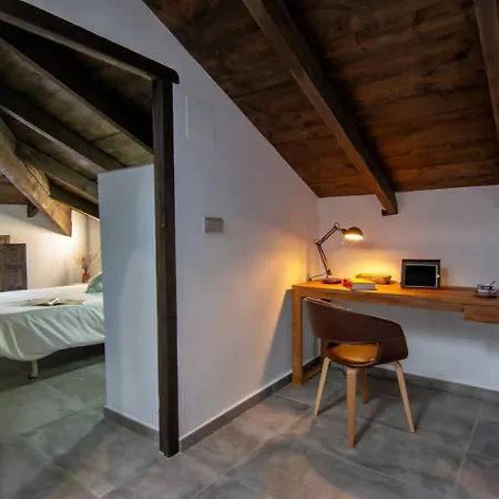La Casa Gris Boutique Villa *